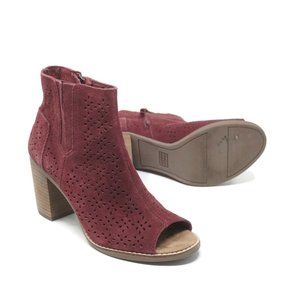 Toms Womens Majorca Peep Toe Boots Wine Red Perforated Suede Block Heel Sz 8.5